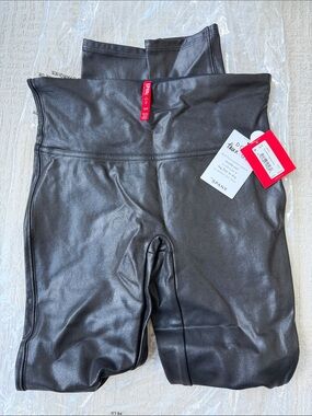 SPANX Black High-Waist Shaping Leggings